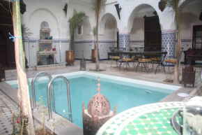 Гостиница Riad Dar Moulay Ali  Марракеш